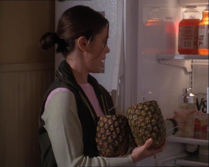 Charmed-Online-dot-net_121LoveHurts2374.jpg Charmed-Online-dot-net_121LoveHurts2374.jpg