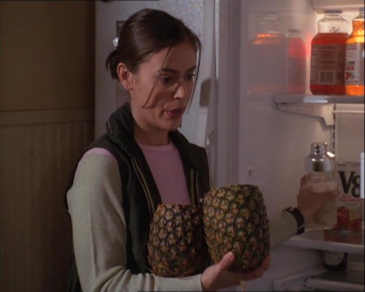 Charmed-Online-dot-net_121LoveHurts2375.jpg Charmed-Online-dot-net_121LoveHurts2375.jpg