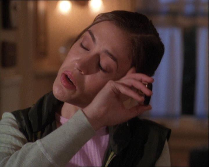 Charmed-Online-dot-net_121LoveHurts2393.jpg Charmed-Online-dot-net_121LoveHurts2393.jpg