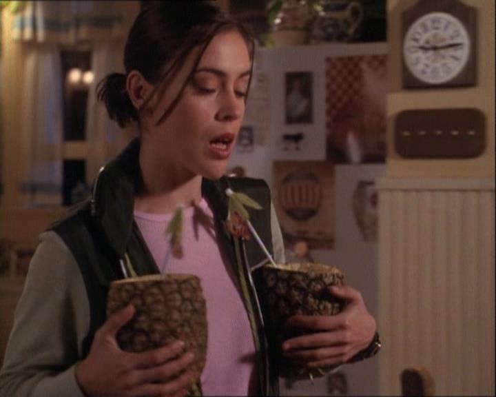 Charmed-Online-dot-net_121LoveHurts2411.jpg Charmed-Online-dot-net_121LoveHurts2411.jpg