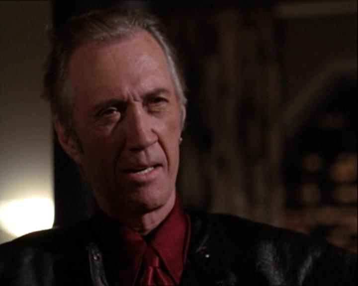 Charmed-Online-dot-net_122DejaVuAllOverAgain0052.jpg Charmed-Online-dot-net_122DejaVuAllOverAgain0052.jpg