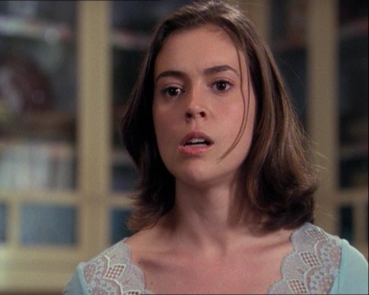 Charmed-Online-dot-net_122DejaVuAllOverAgain0184.jpg Charmed-Online-dot-net_122DejaVuAllOverAgain0184.jpg