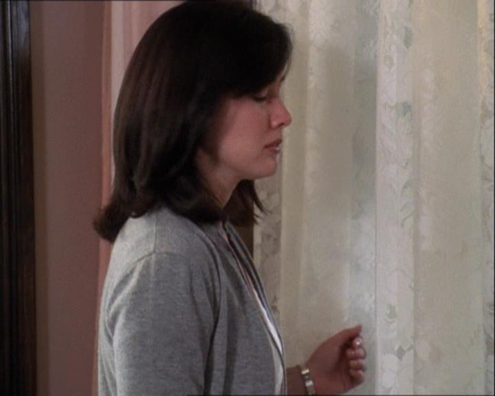 Charmed-Online-dot-net_122DejaVuAllOverAgain0196.jpg Charmed-Online-dot-net_122DejaVuAllOverAgain0196.jpg