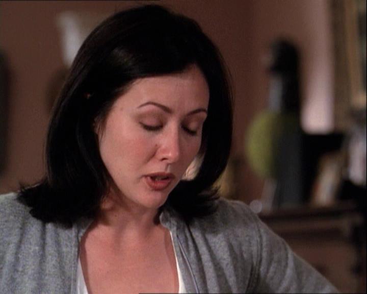 Charmed-Online-dot-net_122DejaVuAllOverAgain0347.jpg Charmed-Online-dot-net_122DejaVuAllOverAgain0347.jpg