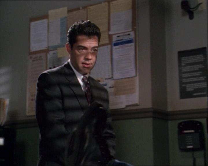 Charmed-Online-dot-net_122DejaVuAllOverAgain0420.jpg Charmed-Online-dot-net_122DejaVuAllOverAgain0420.jpg