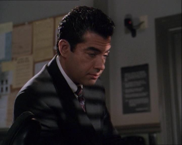 Charmed-Online-dot-net_122DejaVuAllOverAgain0425.jpg Charmed-Online-dot-net_122DejaVuAllOverAgain0425.jpg