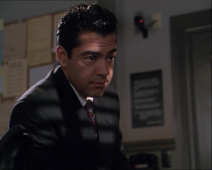 Charmed-Online-dot-net_122DejaVuAllOverAgain0429.jpg Charmed-Online-dot-net_122DejaVuAllOverAgain0429.jpg