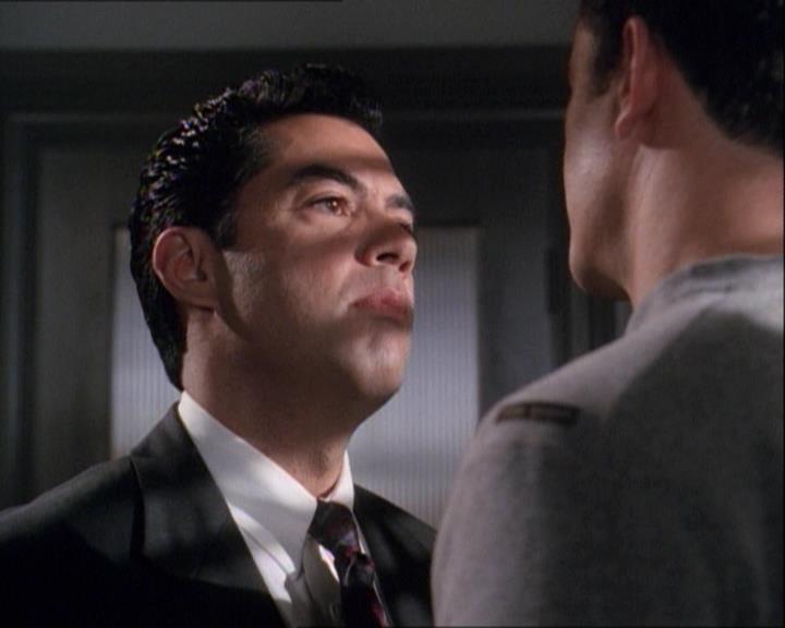 Charmed-Online-dot-net_122DejaVuAllOverAgain0474.jpg Charmed-Online-dot-net_122DejaVuAllOverAgain0474.jpg