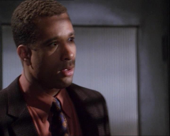 Charmed-Online-dot-net_122DejaVuAllOverAgain0487.jpg Charmed-Online-dot-net_122DejaVuAllOverAgain0487.jpg