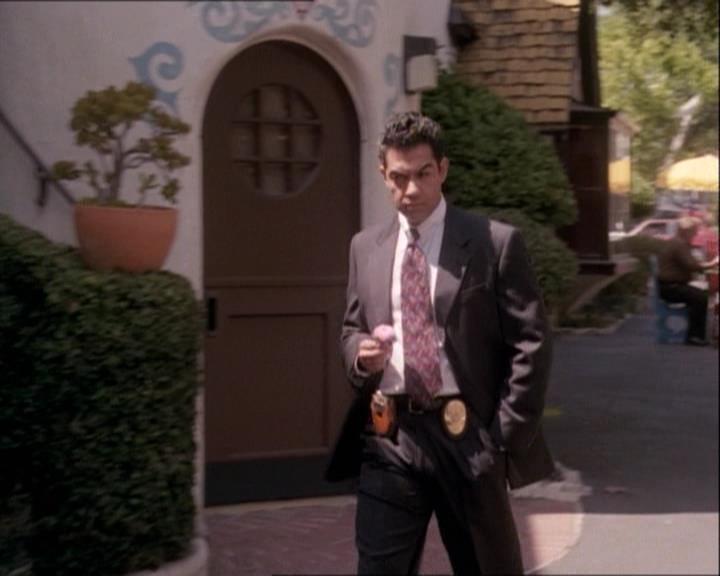 Charmed-Online-dot-net_122DejaVuAllOverAgain0517.jpg Charmed-Online-dot-net_122DejaVuAllOverAgain0517.jpg