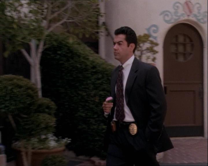 Charmed-Online-dot-net_122DejaVuAllOverAgain0518.jpg Charmed-Online-dot-net_122DejaVuAllOverAgain0518.jpg