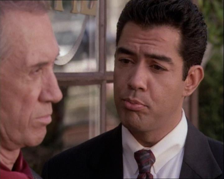 Charmed-Online-dot-net_122DejaVuAllOverAgain0524.jpg Charmed-Online-dot-net_122DejaVuAllOverAgain0524.jpg