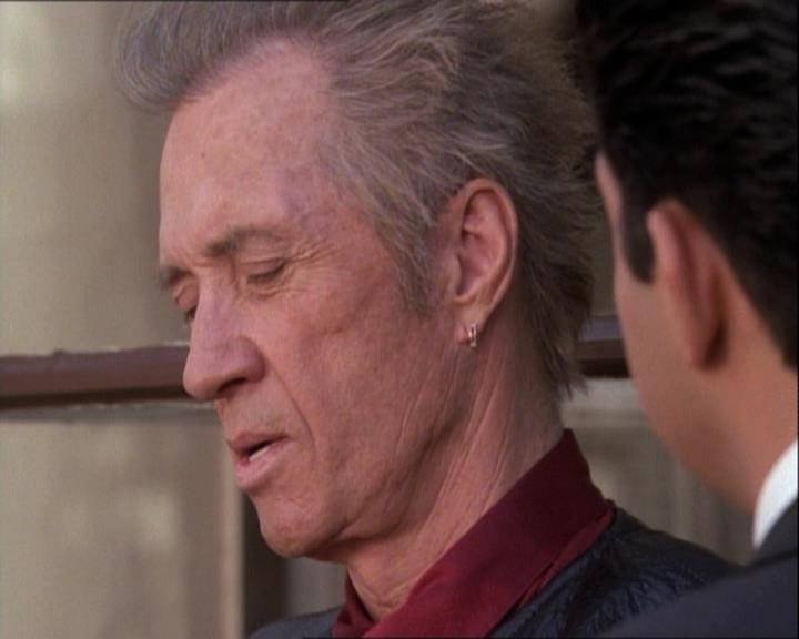 Charmed-Online-dot-net_122DejaVuAllOverAgain0527.jpg Charmed-Online-dot-net_122DejaVuAllOverAgain0527.jpg