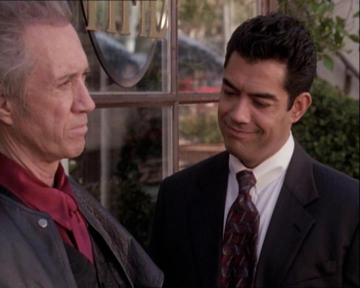 Charmed-Online-dot-net_122DejaVuAllOverAgain0530.jpg Charmed-Online-dot-net_122DejaVuAllOverAgain0530.jpg