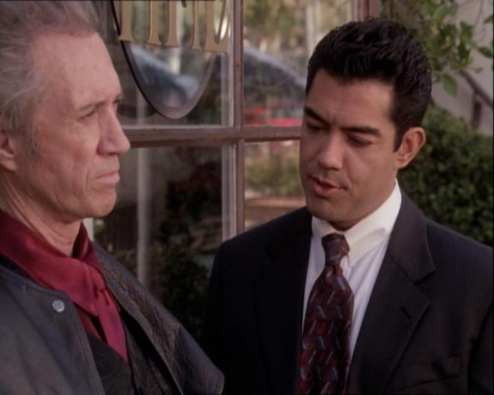 Charmed-Online-dot-net_122DejaVuAllOverAgain0531.jpg Charmed-Online-dot-net_122DejaVuAllOverAgain0531.jpg