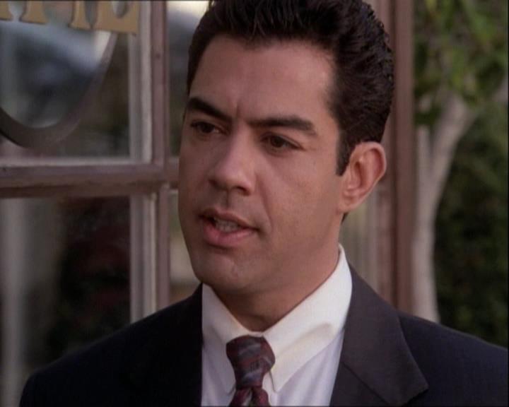 Charmed-Online-dot-net_122DejaVuAllOverAgain0541.jpg Charmed-Online-dot-net_122DejaVuAllOverAgain0541.jpg