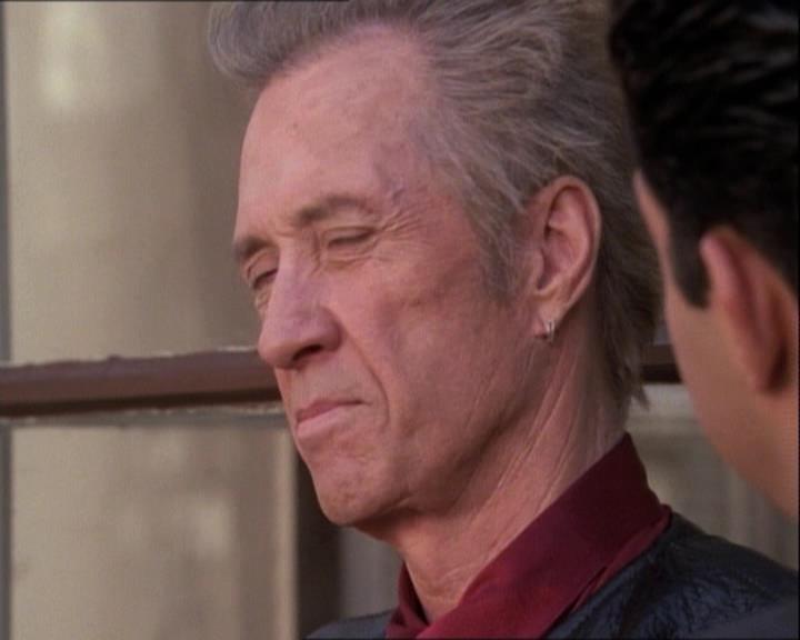 Charmed-Online-dot-net_122DejaVuAllOverAgain0542.jpg Charmed-Online-dot-net_122DejaVuAllOverAgain0542.jpg