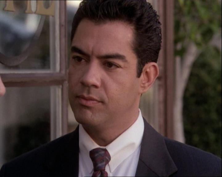 Charmed-Online-dot-net_122DejaVuAllOverAgain0548.jpg Charmed-Online-dot-net_122DejaVuAllOverAgain0548.jpg