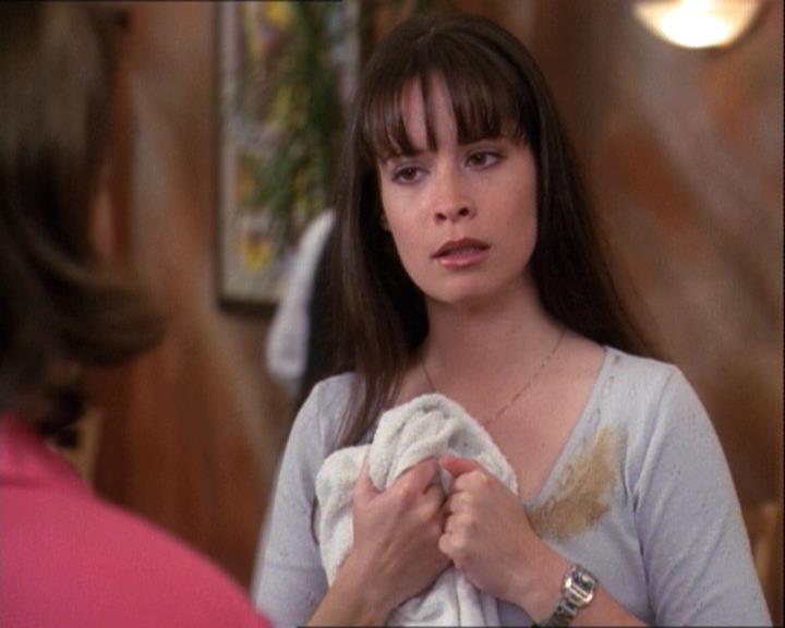 Charmed-Online-dot-net_122DejaVuAllOverAgain0569.jpg Charmed-Online-dot-net_122DejaVuAllOverAgain0569.jpg