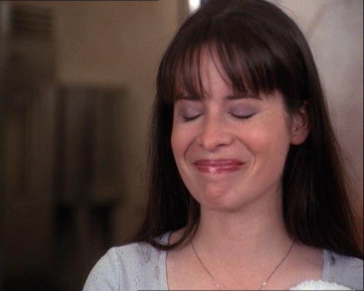 Charmed-Online-dot-net_122DejaVuAllOverAgain0624.jpg Charmed-Online-dot-net_122DejaVuAllOverAgain0624.jpg