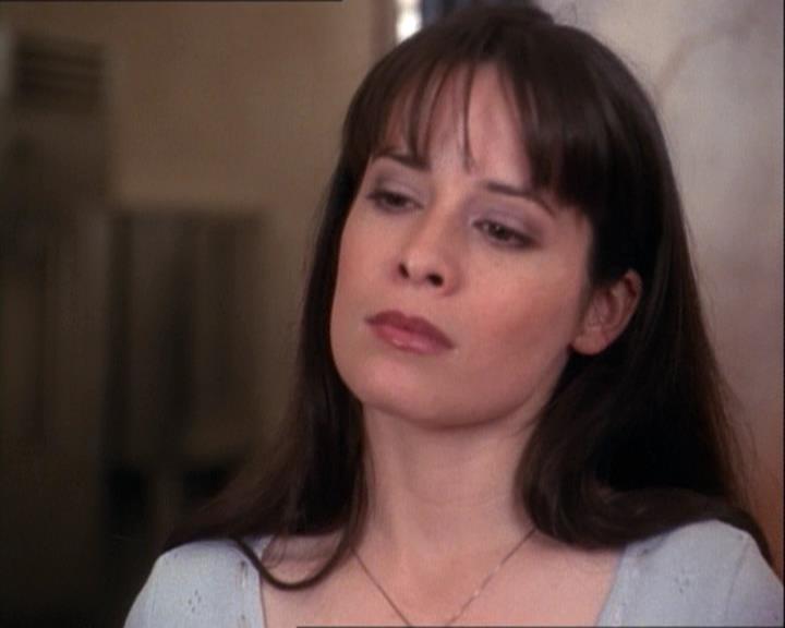 Charmed-Online-dot-net_122DejaVuAllOverAgain0645.jpg Charmed-Online-dot-net_122DejaVuAllOverAgain0645.jpg