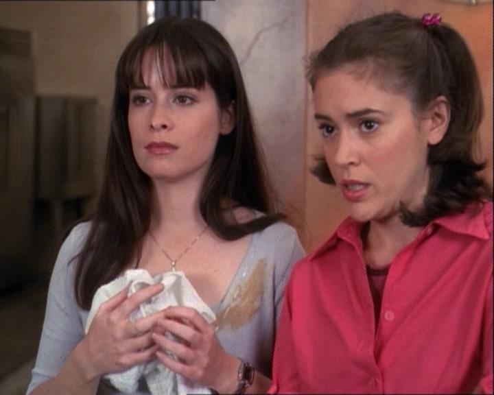 Charmed-Online-dot-net_122DejaVuAllOverAgain0661.jpg Charmed-Online-dot-net_122DejaVuAllOverAgain0661.jpg