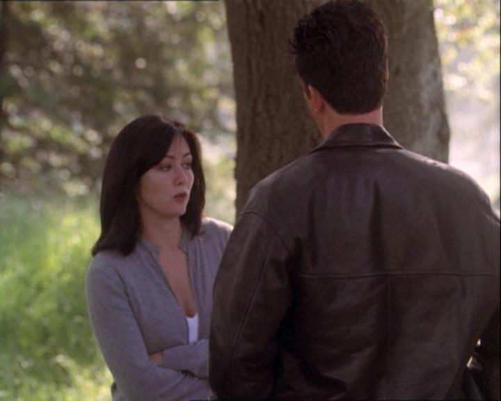 Charmed-Online-dot-net_122DejaVuAllOverAgain0674.jpg Charmed-Online-dot-net_122DejaVuAllOverAgain0674.jpg