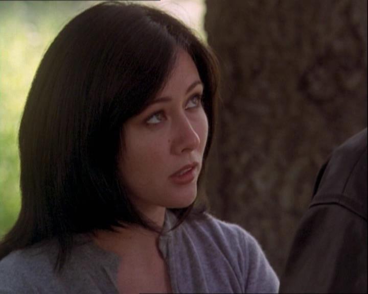 Charmed-Online-dot-net_122DejaVuAllOverAgain0751.jpg Charmed-Online-dot-net_122DejaVuAllOverAgain0751.jpg