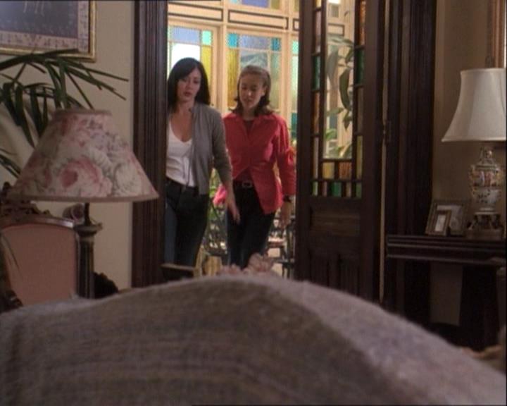 Charmed-Online-dot-net_122DejaVuAllOverAgain0792.jpg Charmed-Online-dot-net_122DejaVuAllOverAgain0792.jpg