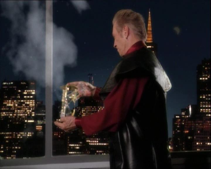 Charmed-Online-dot-net_122DejaVuAllOverAgain0905.jpg Charmed-Online-dot-net_122DejaVuAllOverAgain0905.jpg