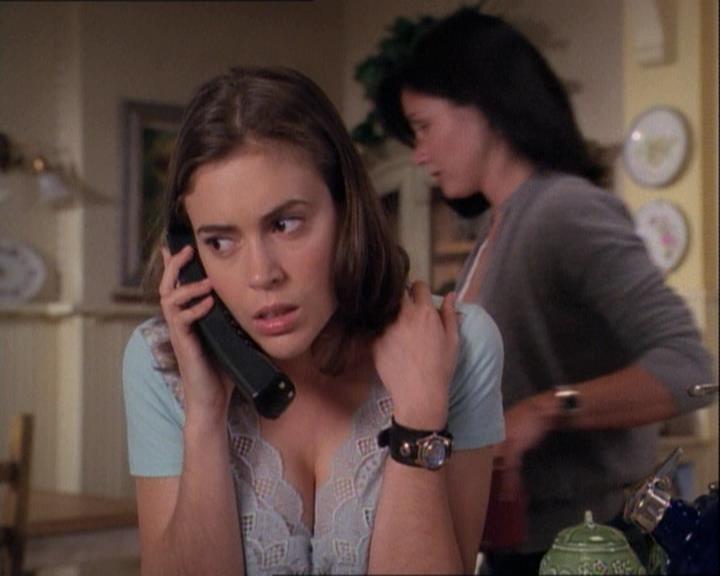 Charmed-Online-dot-net_122DejaVuAllOverAgain0980.jpg Charmed-Online-dot-net_122DejaVuAllOverAgain0980.jpg