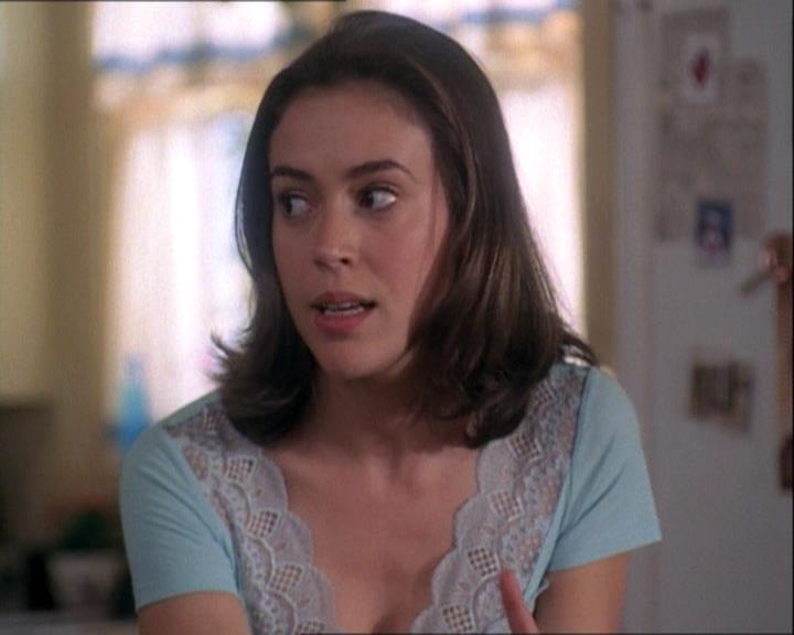 Charmed-Online-dot-net_122DejaVuAllOverAgain1024.jpg Charmed-Online-dot-net_122DejaVuAllOverAgain1024.jpg