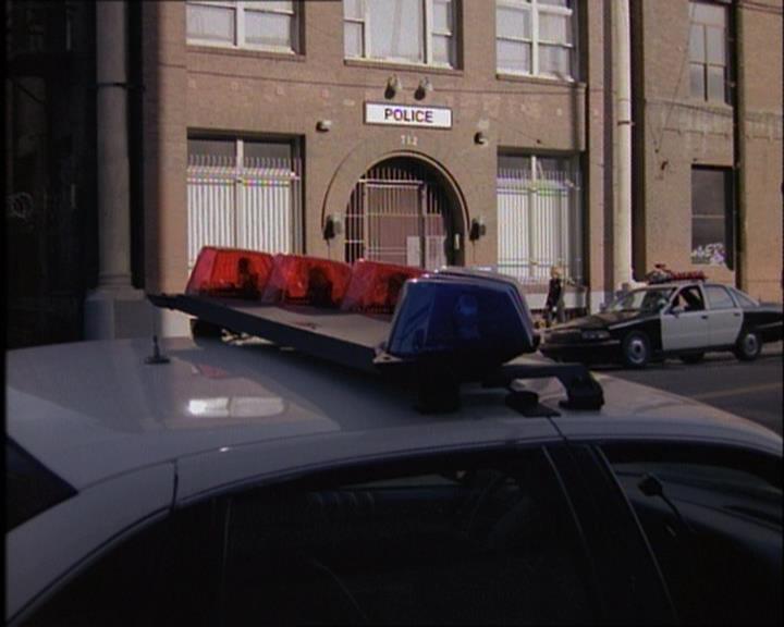 Charmed-Online-dot-net_122DejaVuAllOverAgain1075.jpg Charmed-Online-dot-net_122DejaVuAllOverAgain1075.jpg