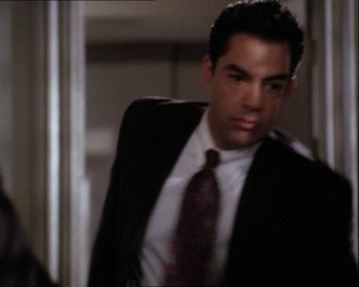 Charmed-Online-dot-net_122DejaVuAllOverAgain1077.jpg Charmed-Online-dot-net_122DejaVuAllOverAgain1077.jpg