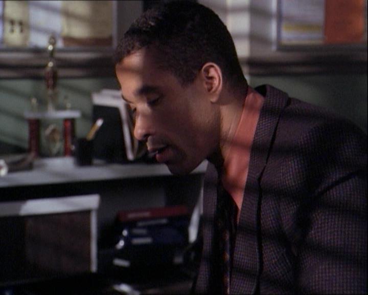 Charmed-Online-dot-net_122DejaVuAllOverAgain1080.jpg Charmed-Online-dot-net_122DejaVuAllOverAgain1080.jpg