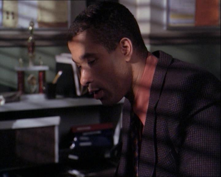 Charmed-Online-dot-net_122DejaVuAllOverAgain1081.jpg Charmed-Online-dot-net_122DejaVuAllOverAgain1081.jpg