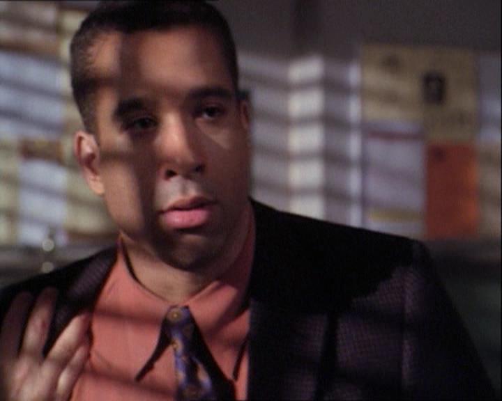 Charmed-Online-dot-net_122DejaVuAllOverAgain1087.jpg Charmed-Online-dot-net_122DejaVuAllOverAgain1087.jpg