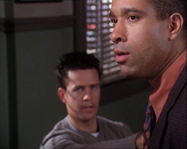 Charmed-Online-dot-net_122DejaVuAllOverAgain1088.jpg Charmed-Online-dot-net_122DejaVuAllOverAgain1088.jpg