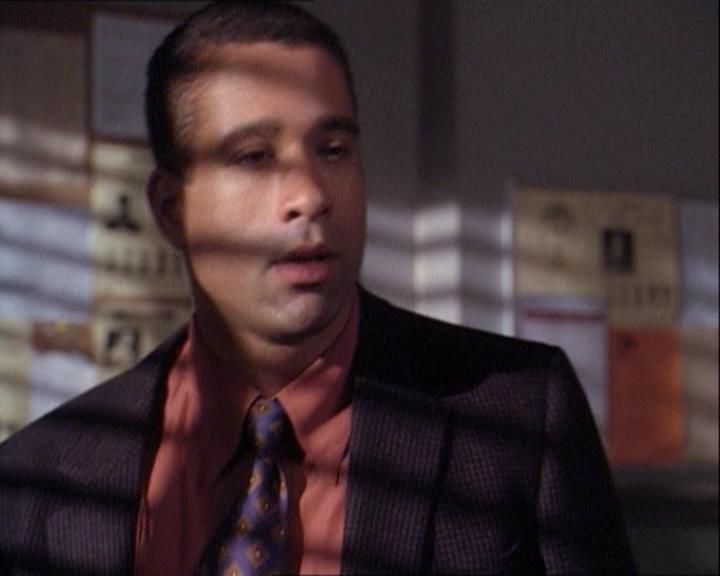 Charmed-Online-dot-net_122DejaVuAllOverAgain1090.jpg Charmed-Online-dot-net_122DejaVuAllOverAgain1090.jpg