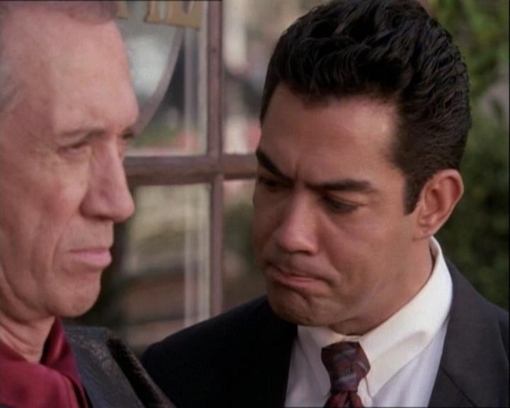 Charmed-Online-dot-net_122DejaVuAllOverAgain1171.jpg Charmed-Online-dot-net_122DejaVuAllOverAgain1171.jpg