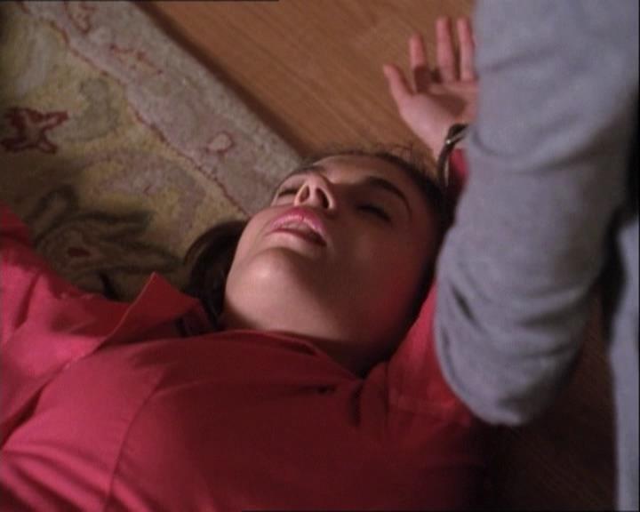 Charmed-Online-dot-net_122DejaVuAllOverAgain1426.jpg Charmed-Online-dot-net_122DejaVuAllOverAgain1426.jpg