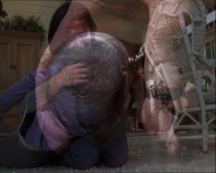 Charmed-Online-dot-net_122DejaVuAllOverAgain1443.jpg Charmed-Online-dot-net_122DejaVuAllOverAgain1443.jpg