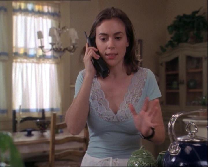 Charmed-Online-dot-net_122DejaVuAllOverAgain1493.jpg Charmed-Online-dot-net_122DejaVuAllOverAgain1493.jpg