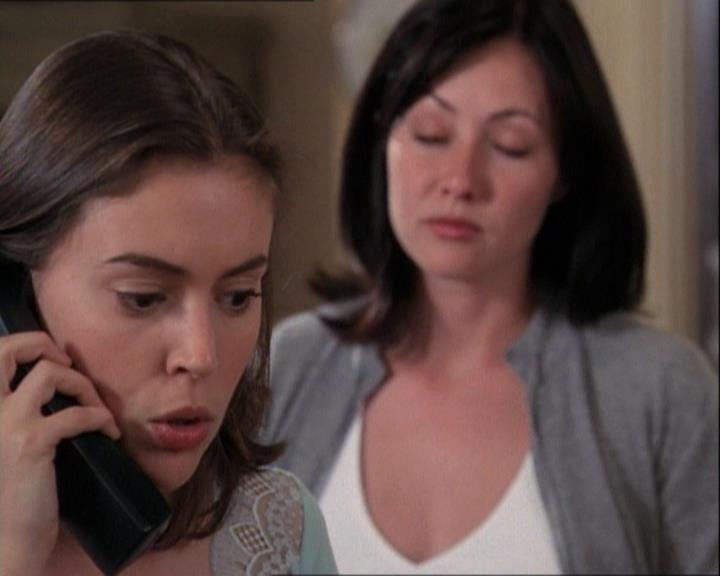 Charmed-Online-dot-net_122DejaVuAllOverAgain1512.jpg Charmed-Online-dot-net_122DejaVuAllOverAgain1512.jpg