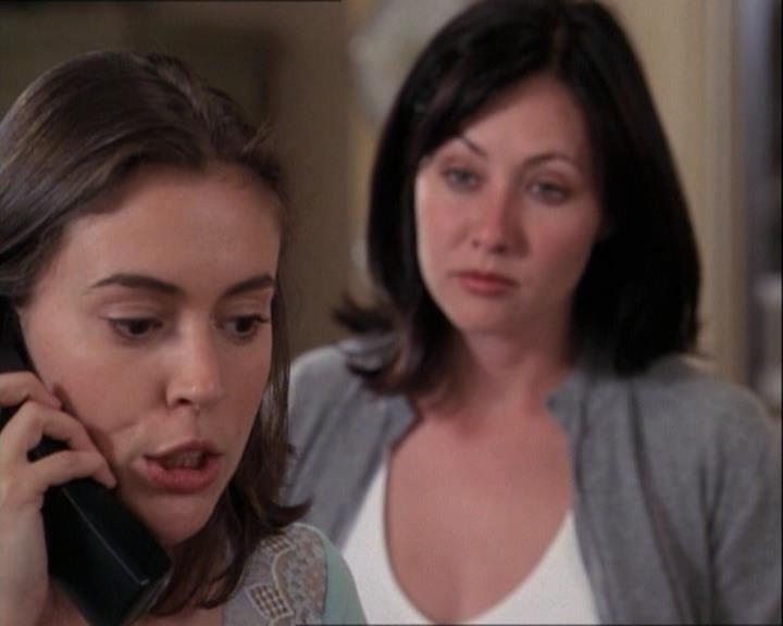 Charmed-Online-dot-net_122DejaVuAllOverAgain1513.jpg Charmed-Online-dot-net_122DejaVuAllOverAgain1513.jpg