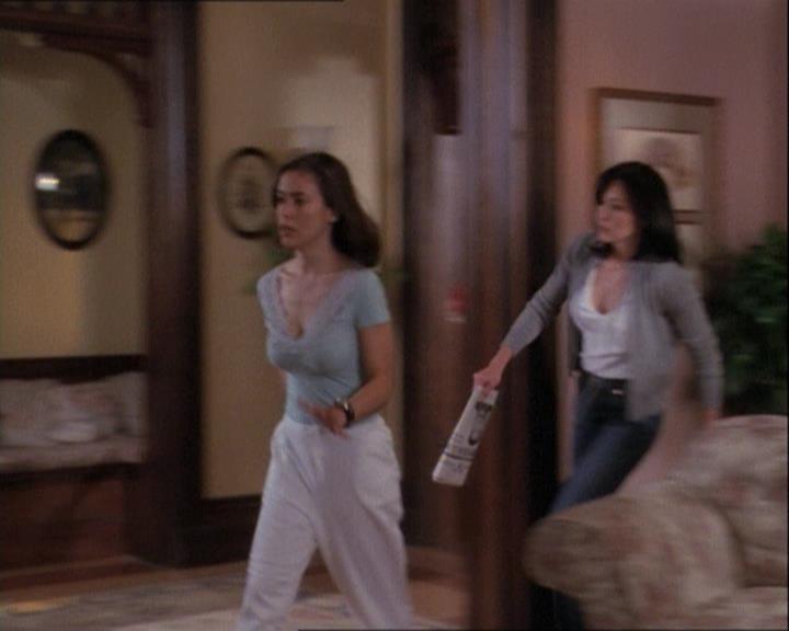 Charmed-Online-dot-net_122DejaVuAllOverAgain1527.jpg Charmed-Online-dot-net_122DejaVuAllOverAgain1527.jpg