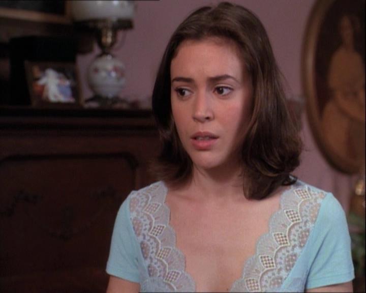 Charmed-Online-dot-net_122DejaVuAllOverAgain1558.jpg Charmed-Online-dot-net_122DejaVuAllOverAgain1558.jpg