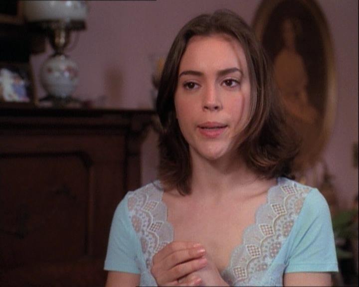 Charmed-Online-dot-net_122DejaVuAllOverAgain1562.jpg Charmed-Online-dot-net_122DejaVuAllOverAgain1562.jpg