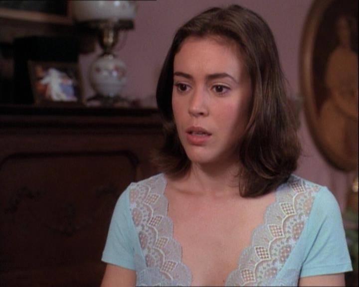 Charmed-Online-dot-net_122DejaVuAllOverAgain1565.jpg Charmed-Online-dot-net_122DejaVuAllOverAgain1565.jpg