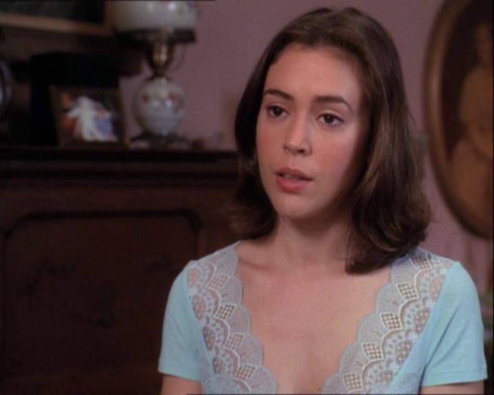 Charmed-Online-dot-net_122DejaVuAllOverAgain1578.jpg Charmed-Online-dot-net_122DejaVuAllOverAgain1578.jpg